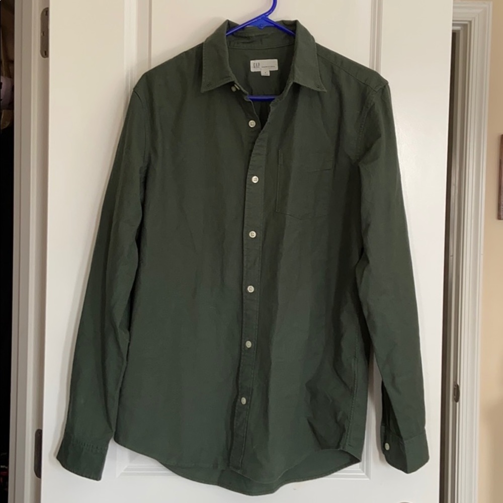 Men’s gap button up